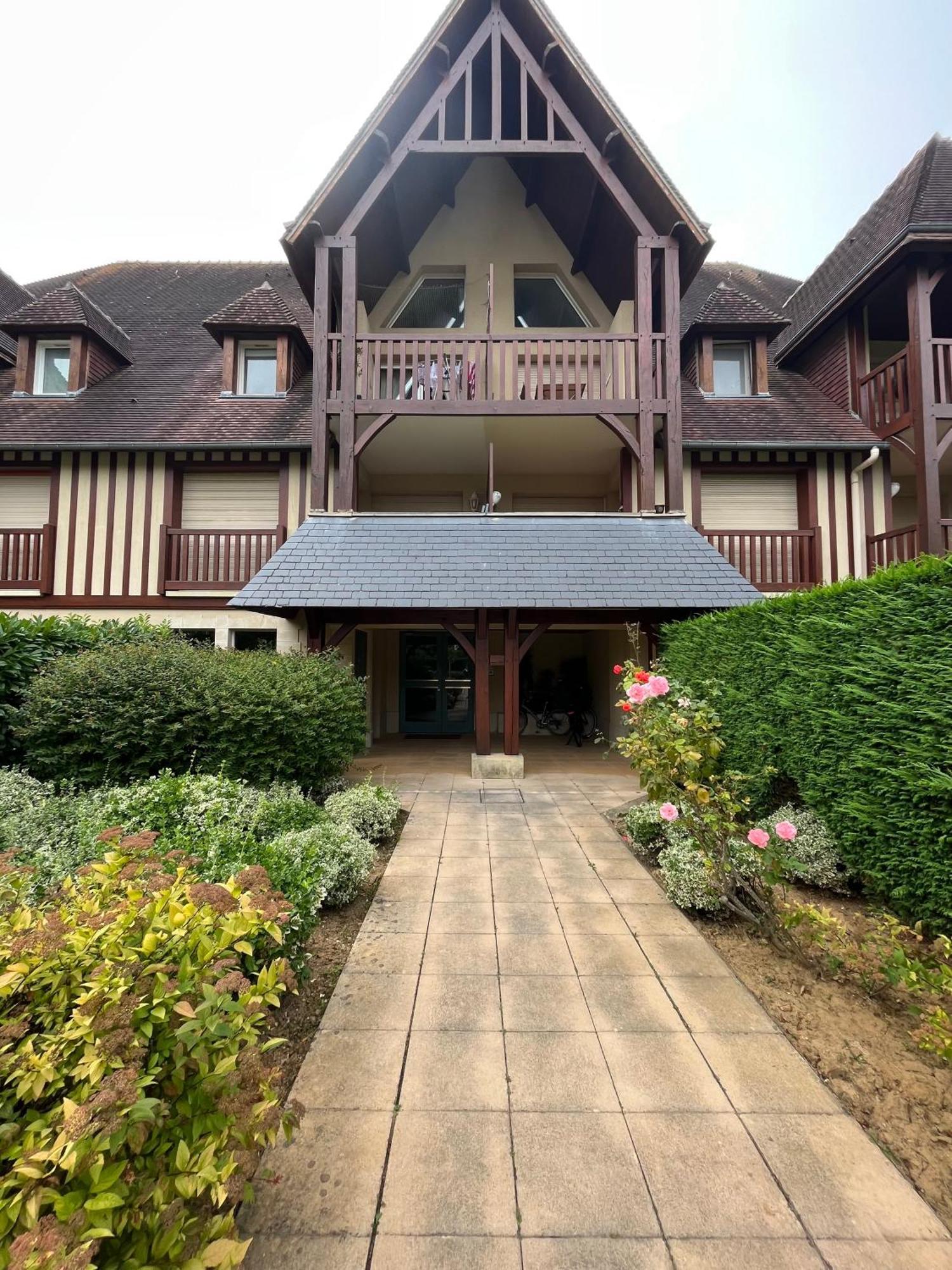 L'Ancre Rouge Deauville Buitenkant foto